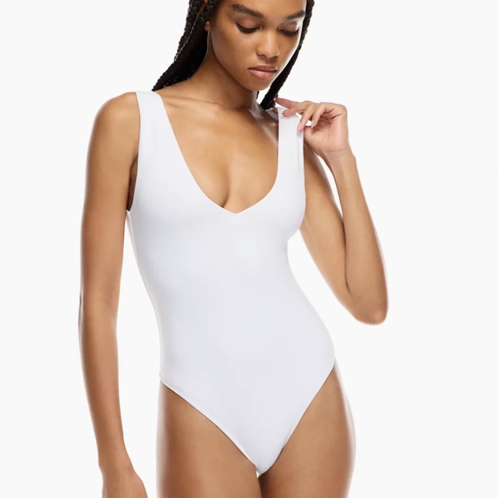 Aritzia contour body suit